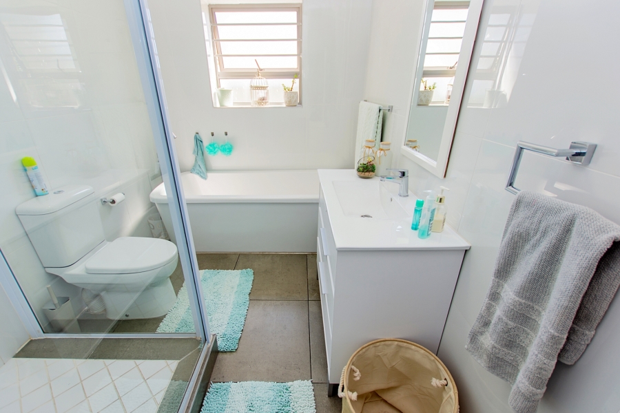 5 Bedroom Property for Sale in Myburgh Park Western Cape